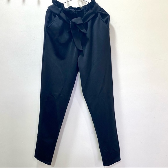 Pants - Regular Fit Black pants!